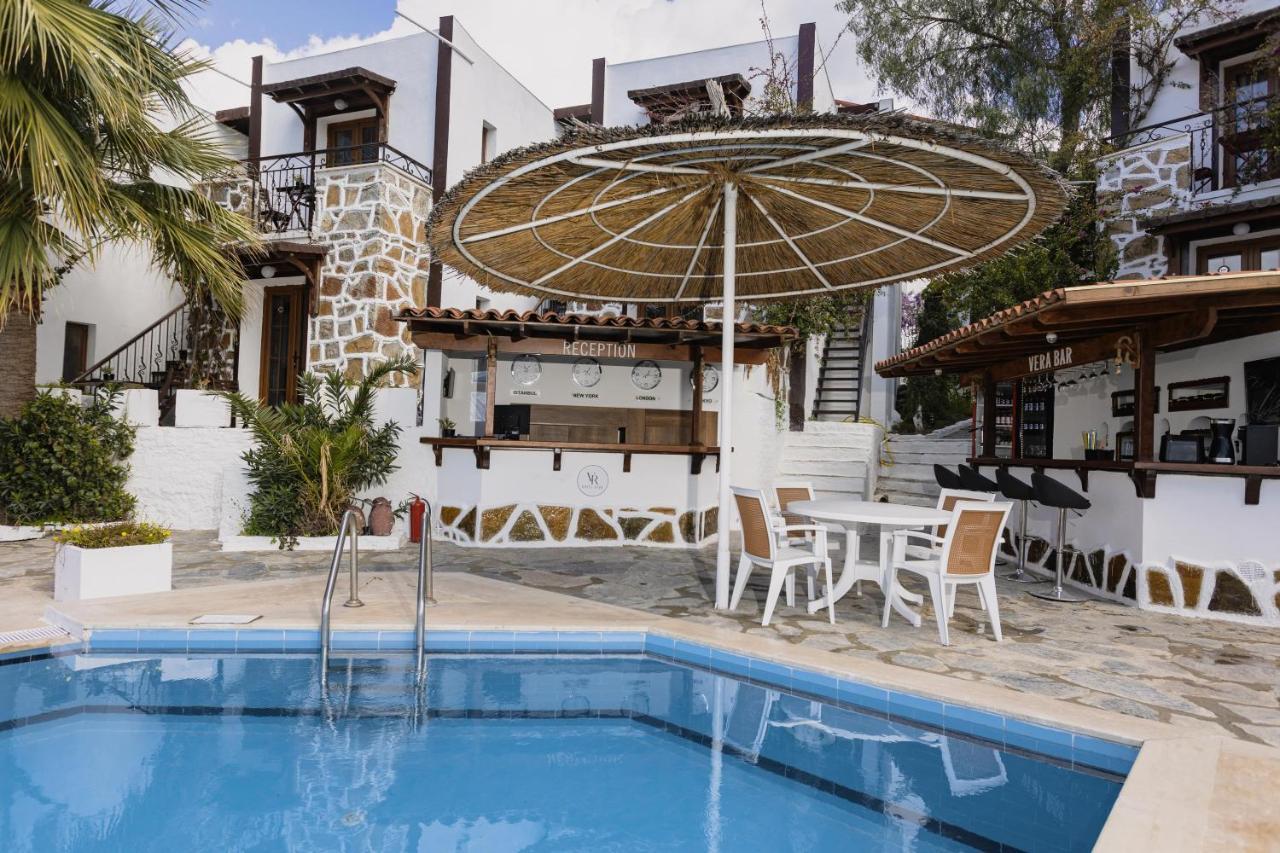 Bodrum Vera Hotel Bagian luar foto