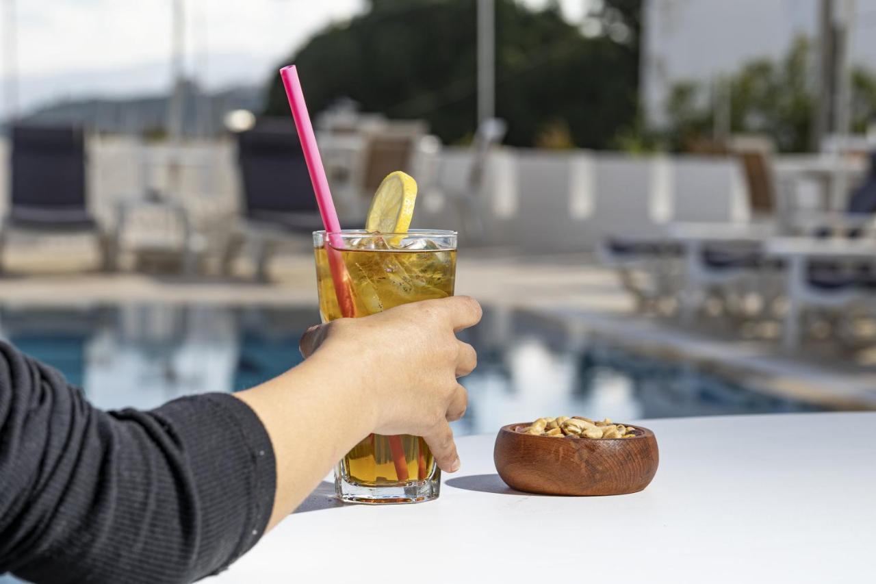 Bodrum Vera Hotel Bagian luar foto